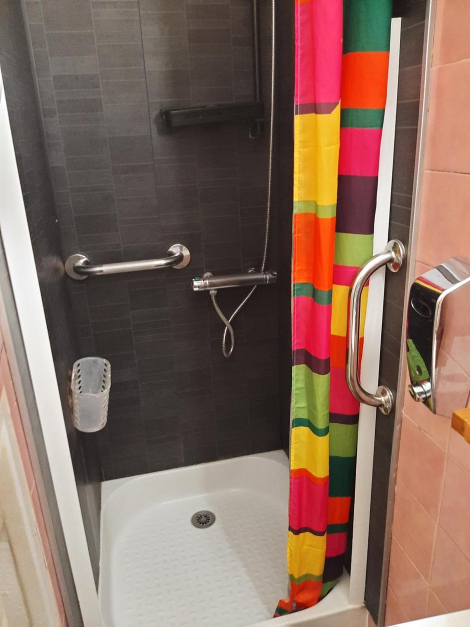 Duplex14H 1Er Etage Jardinet 1 Parking Ou Studio14B Rdc Terrasse Sans Parking Ла-Рошель Экстерьер фото